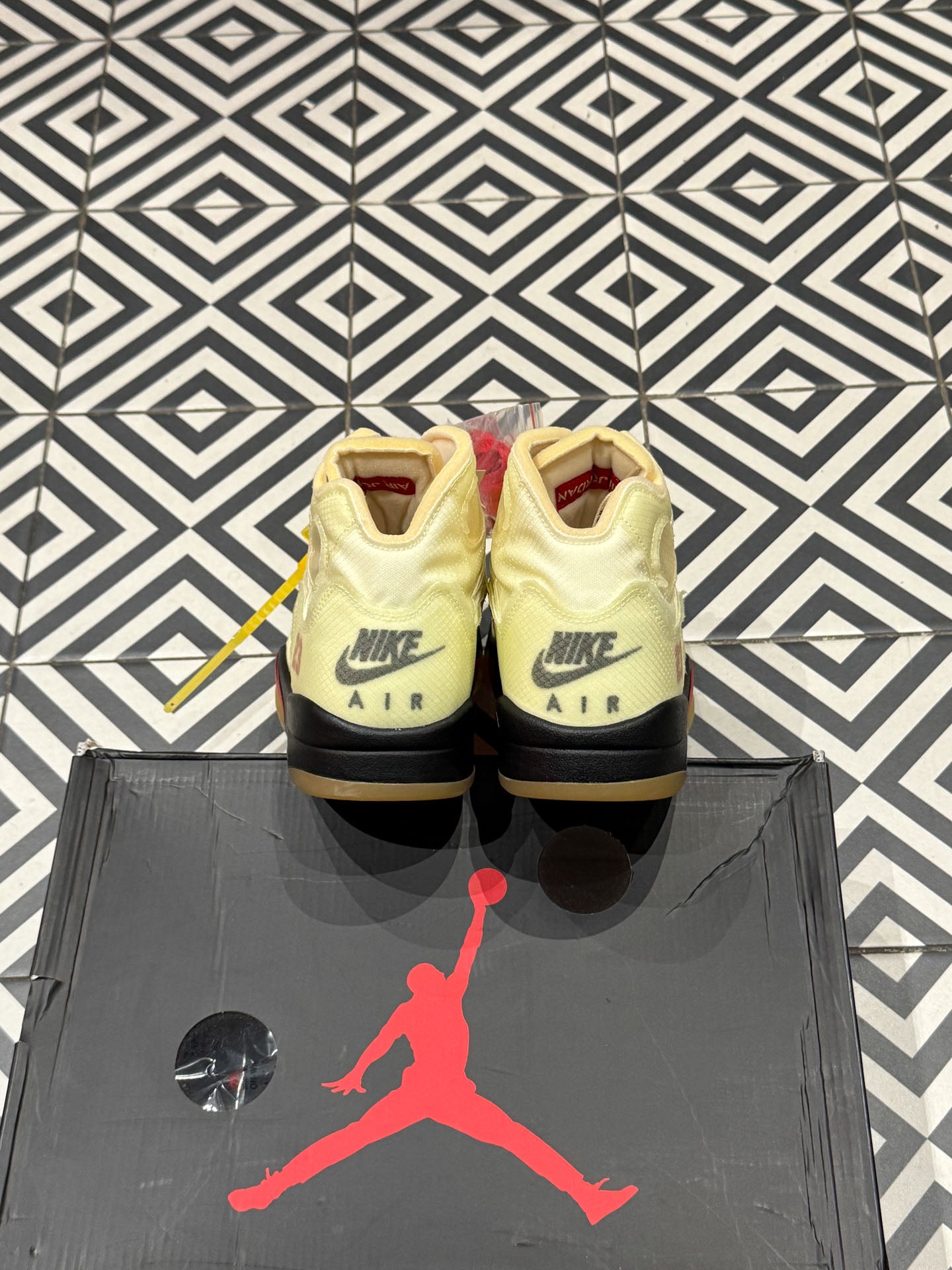 Jordan 5 Off-White Sail (Taille 45)