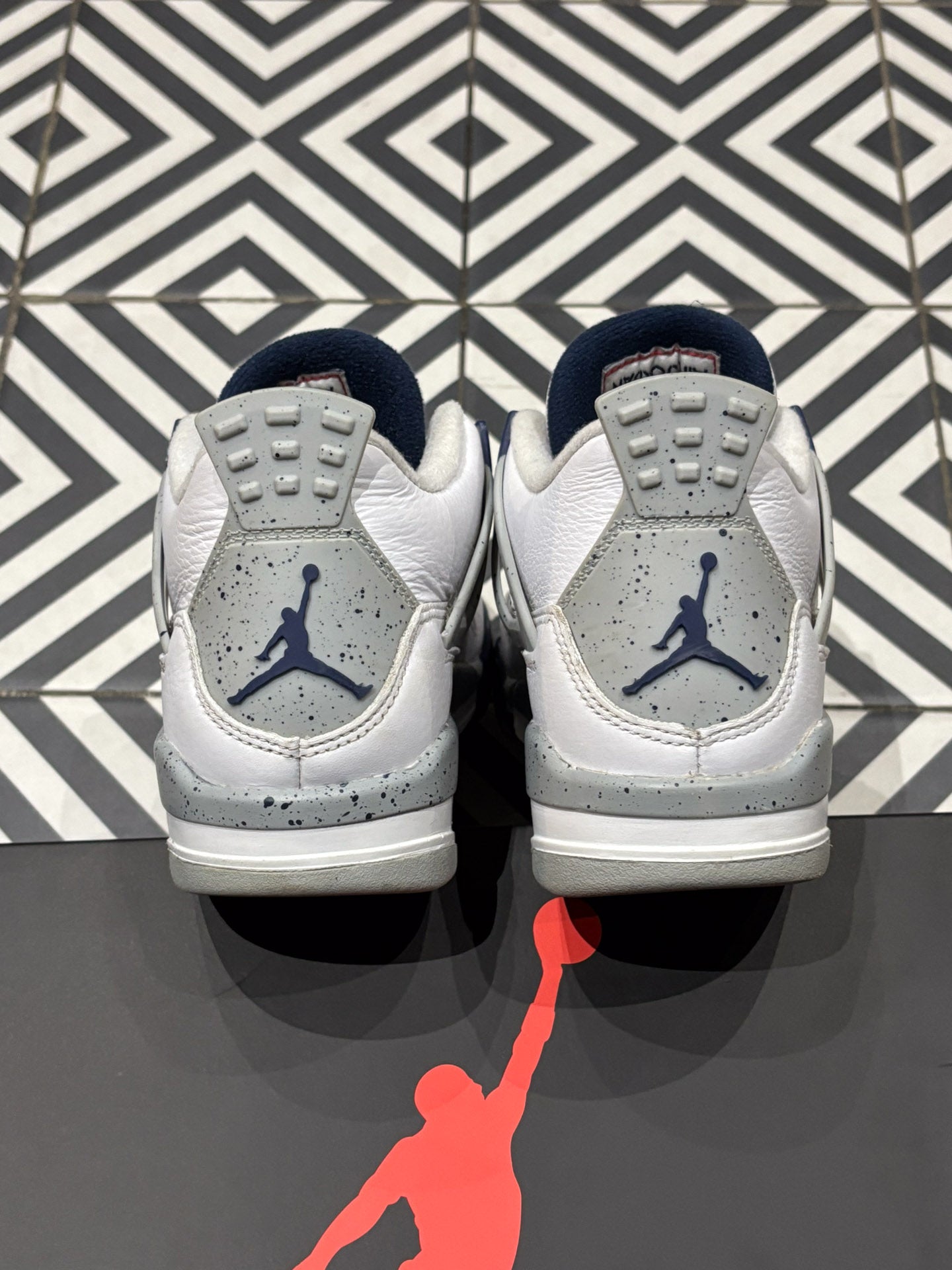 Jordan 4 Midnight Navy GS (Taille 38,5)