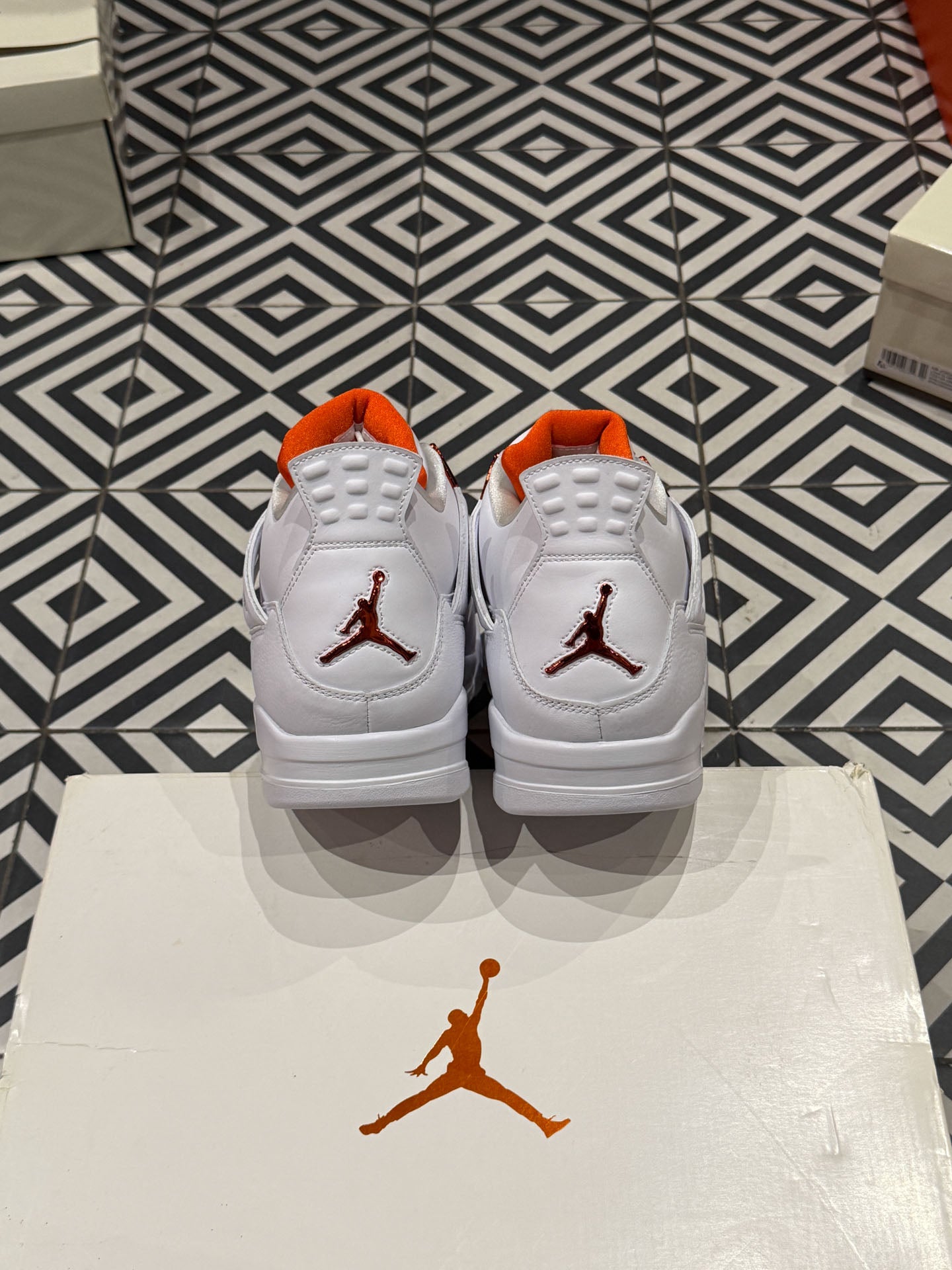 Jordan 4 Metallic Orange (Taille 48,5)