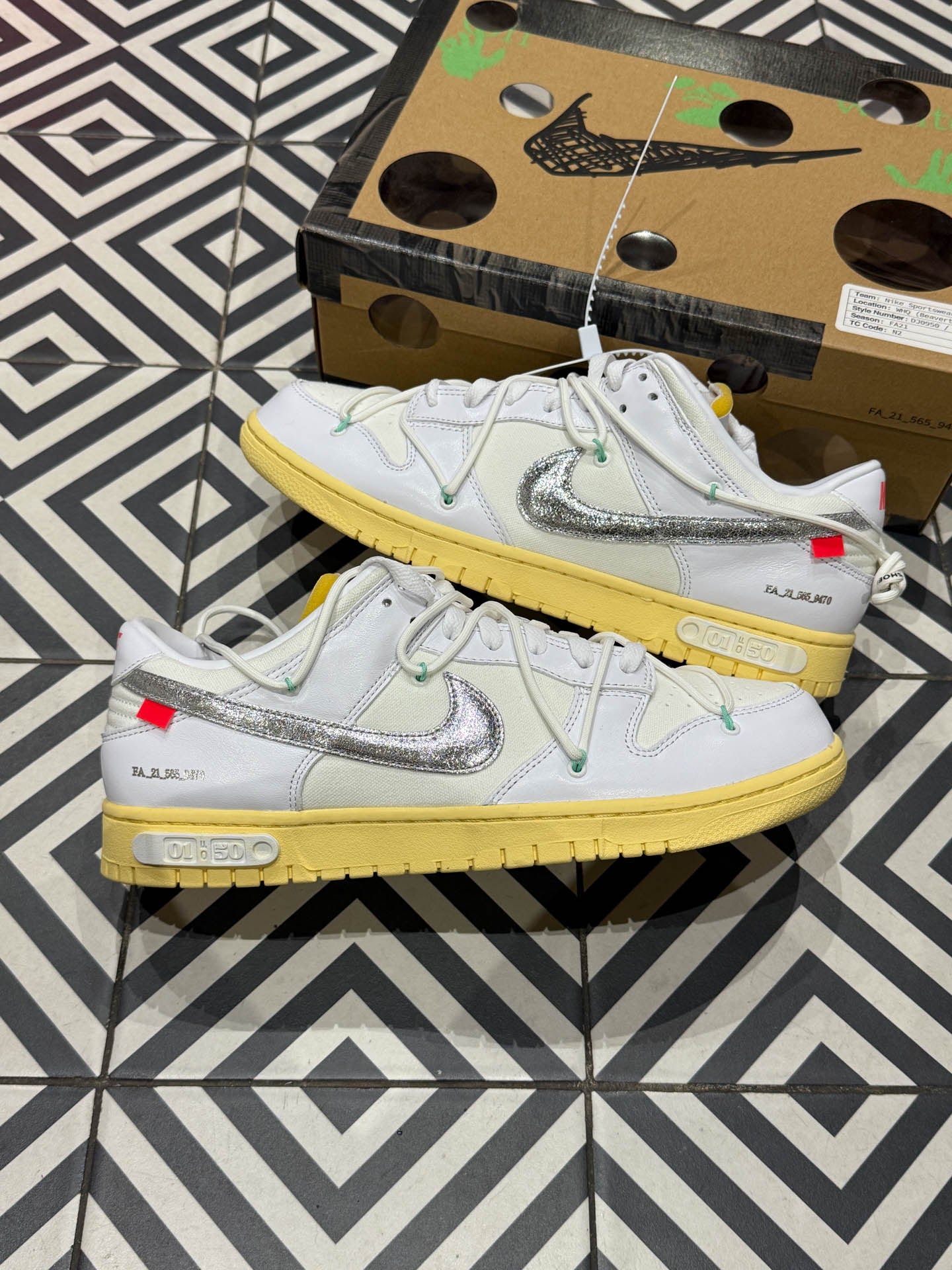 Dunk Low Off-White Lot 01/50 (Taille 46)