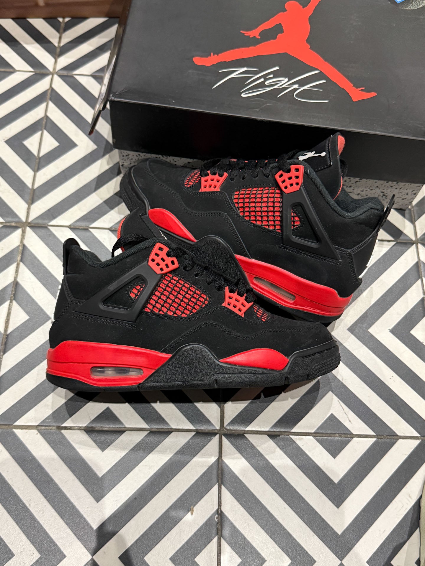 Jordan 4 Red Thunder GS (Taille 36)