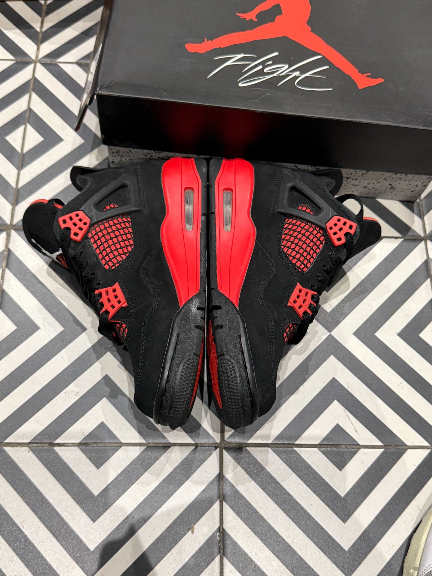 Jordan 4 Red Thunder GS (Taille 36)