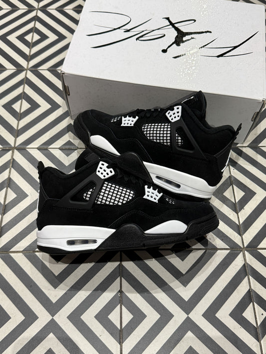 Jordan 4 White Thunder (Taille 40,5)