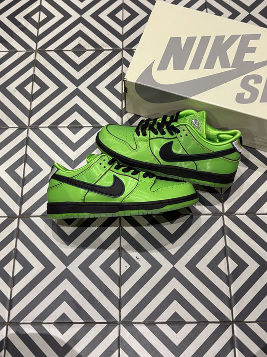 Dunk SB Powerpuff buttercup (Taille 41)
