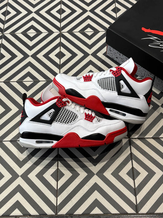 Jordan 4 Fire Red (Taille 42,5)