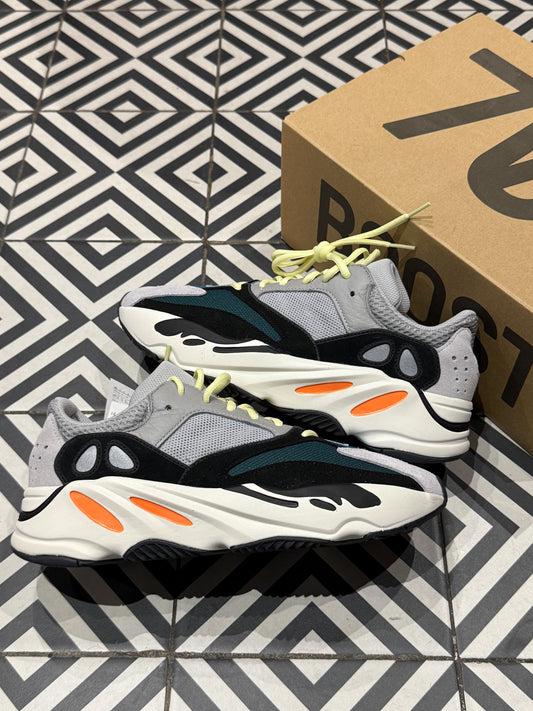 Yeezy 700 Wave Runner (Taille 44)