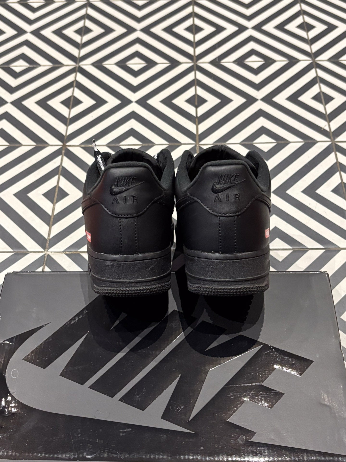 Air Force 1 Supreme Black (Taille 42)