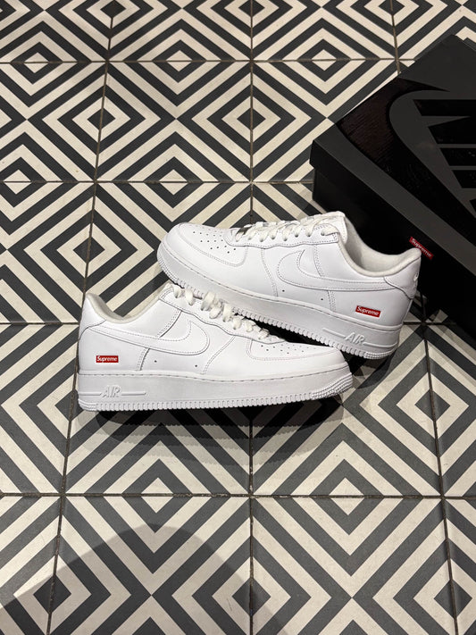 Air Force 1 Supreme White (Taille 42,5)