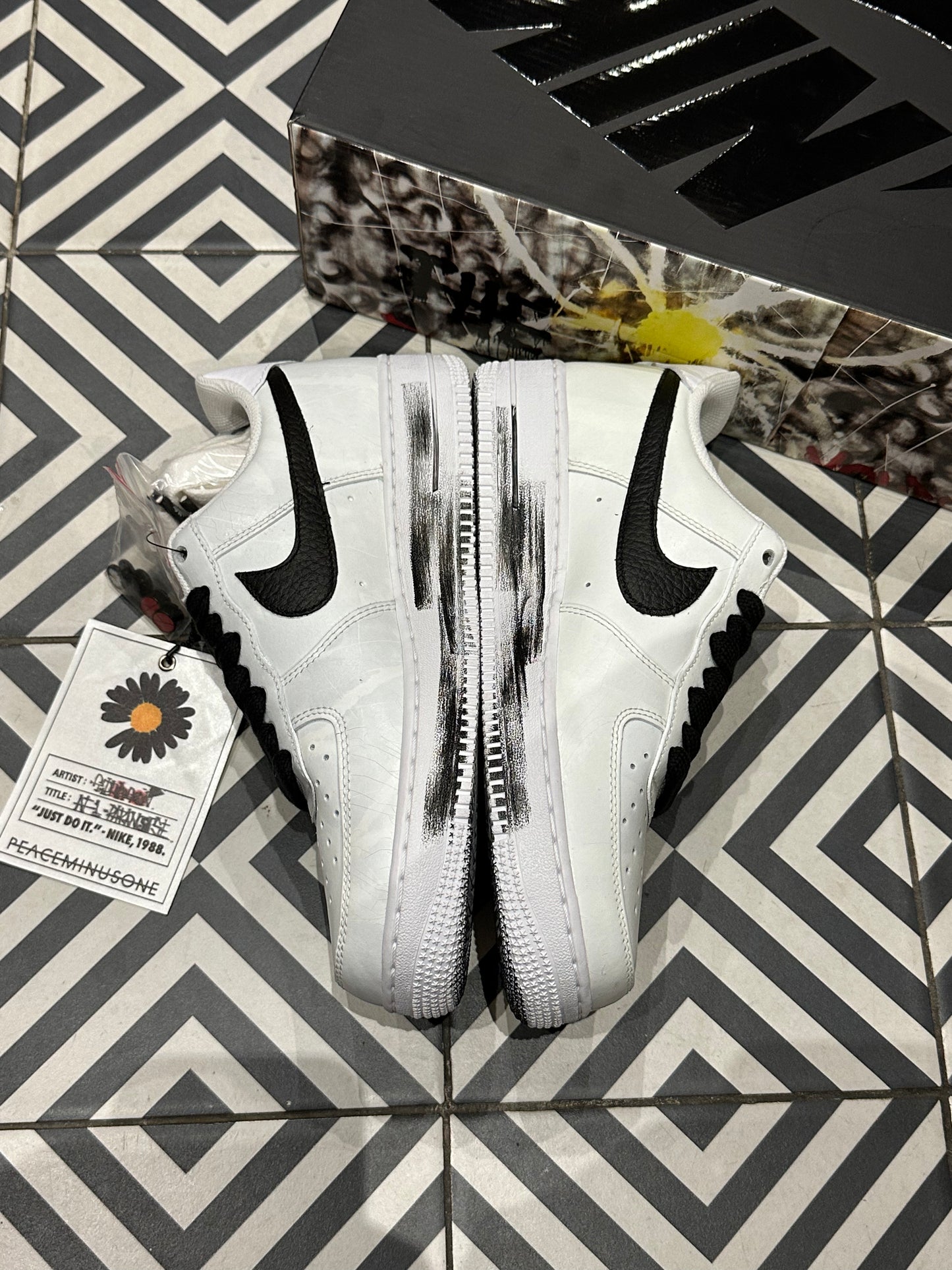 Air Force 1 Paranoise (Taille 42)