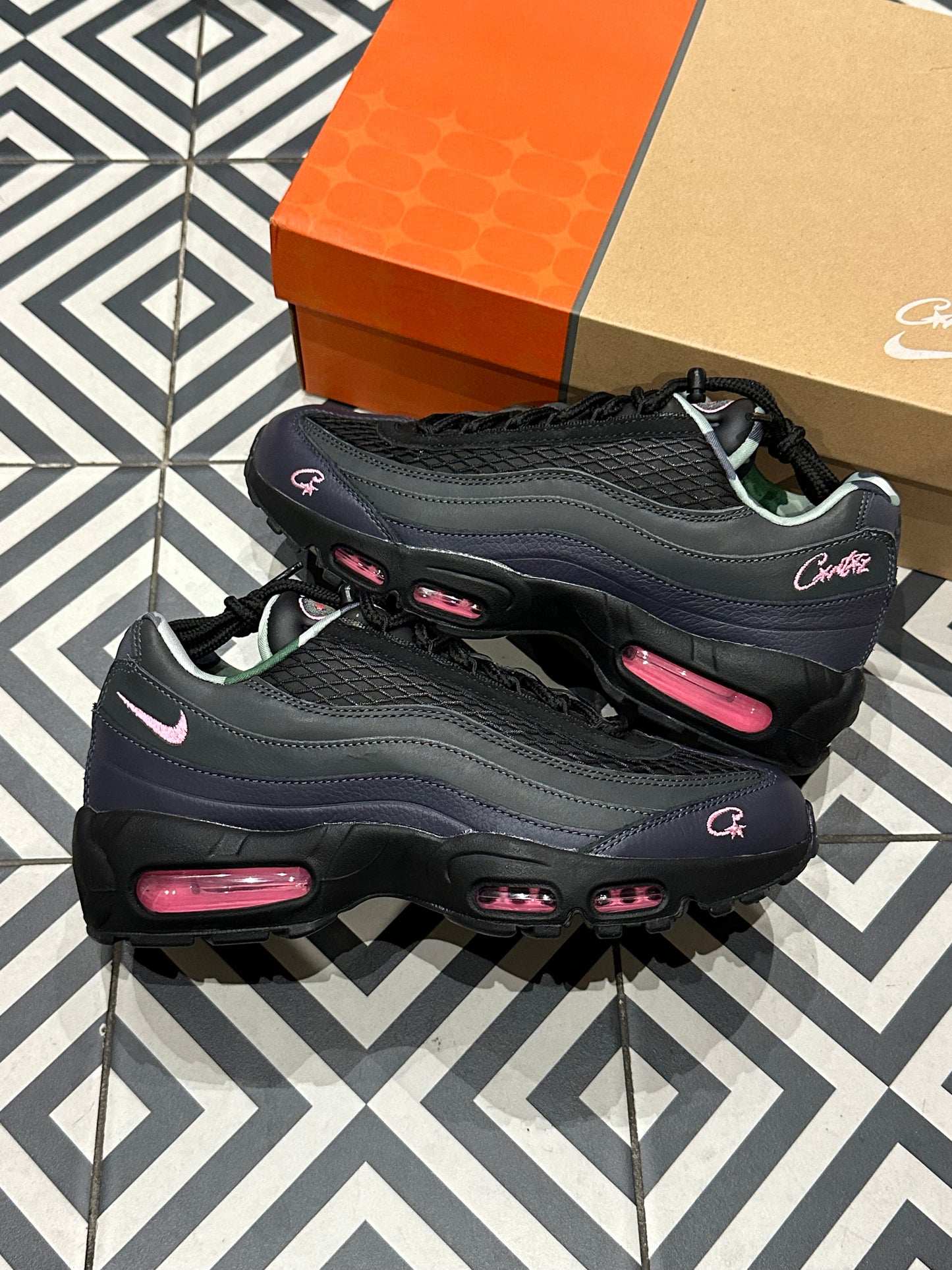 Air Max 95 Corteiz Pink Beam (Taille 40,5)