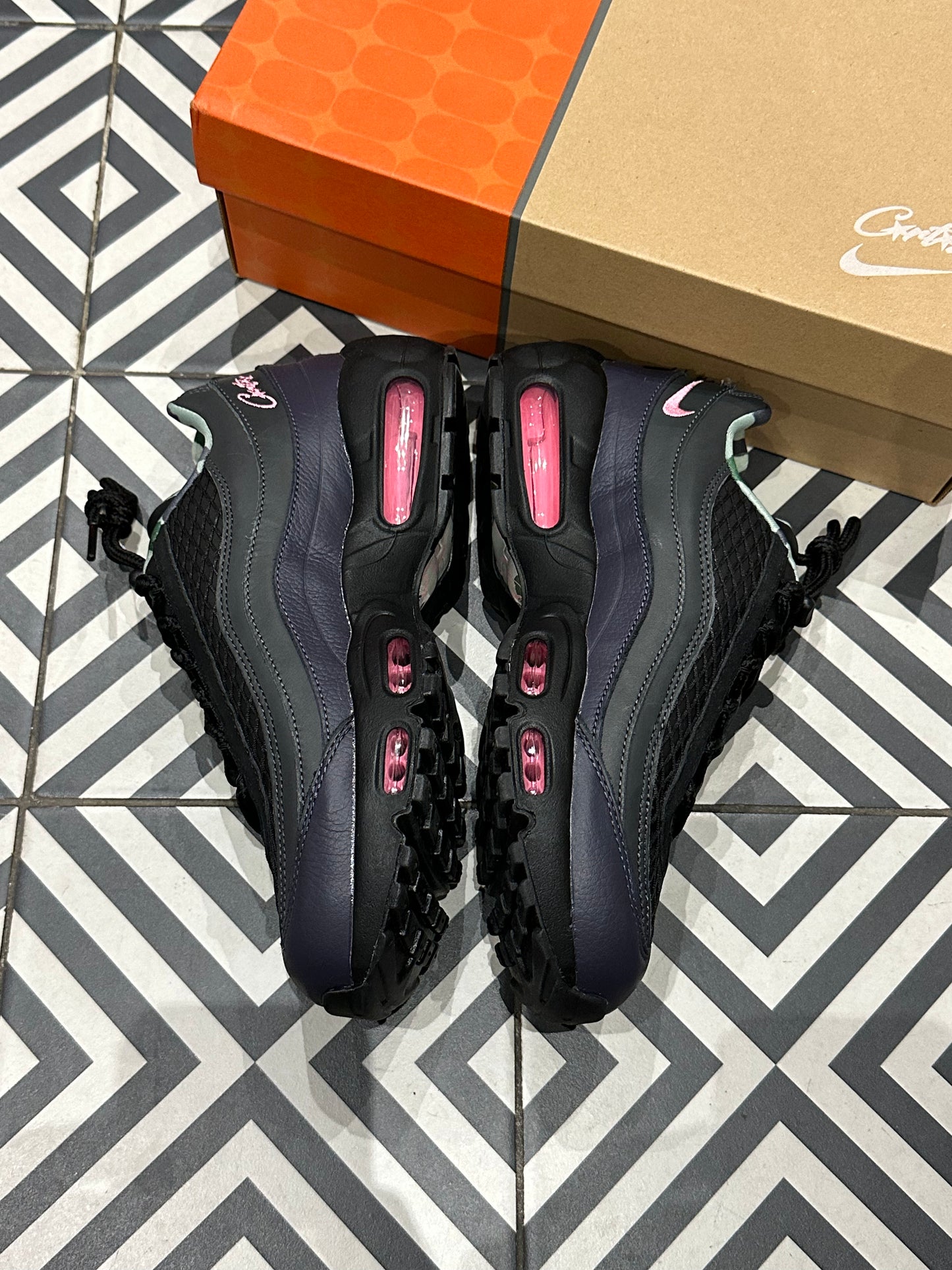 Air Max 95 Corteiz Pink Beam (Taille 40,5)