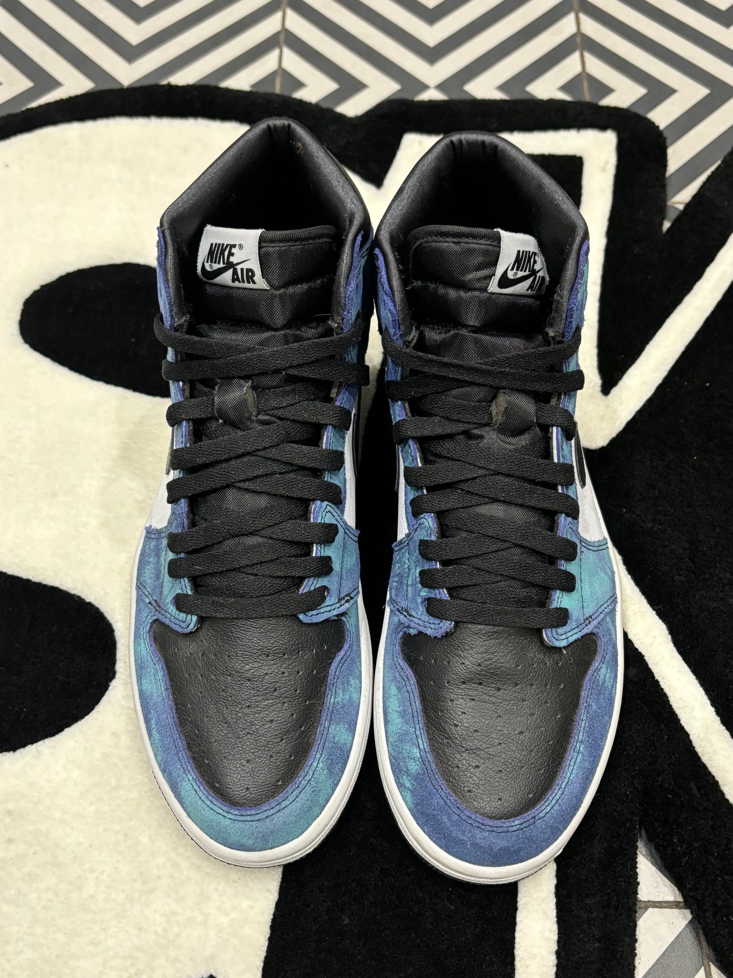 Air jordan best sale 1 high 44