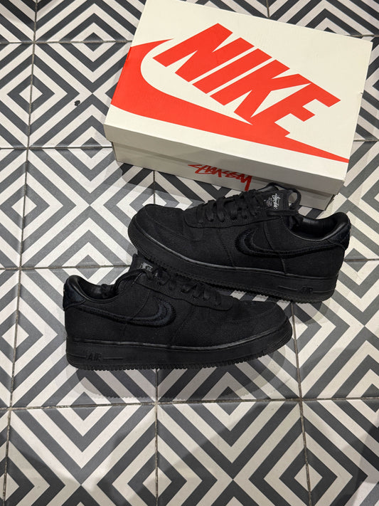 Air Force 1 Stussy Black (Taille 45)