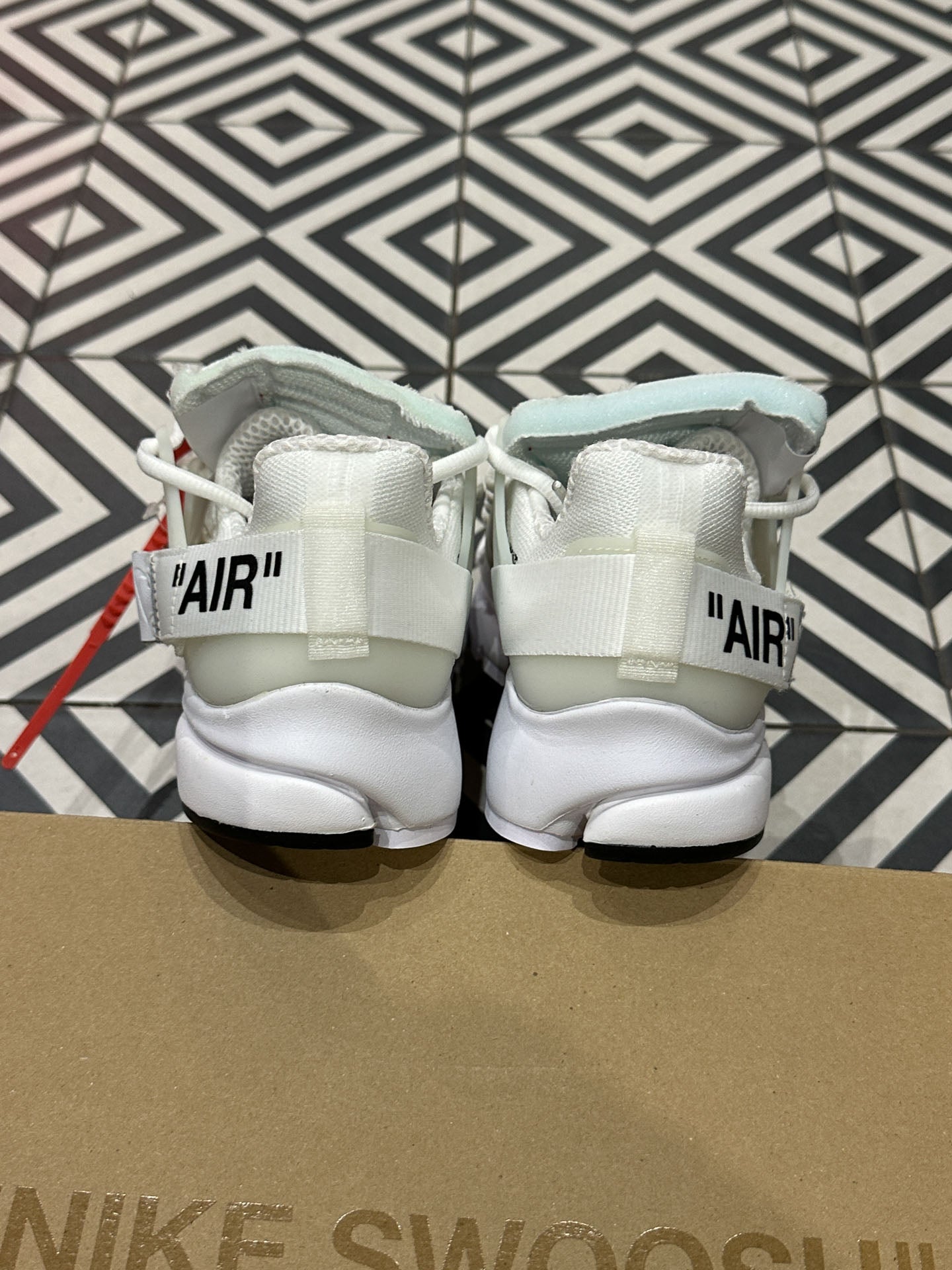 Presto Off-White White (Taille 38,5)