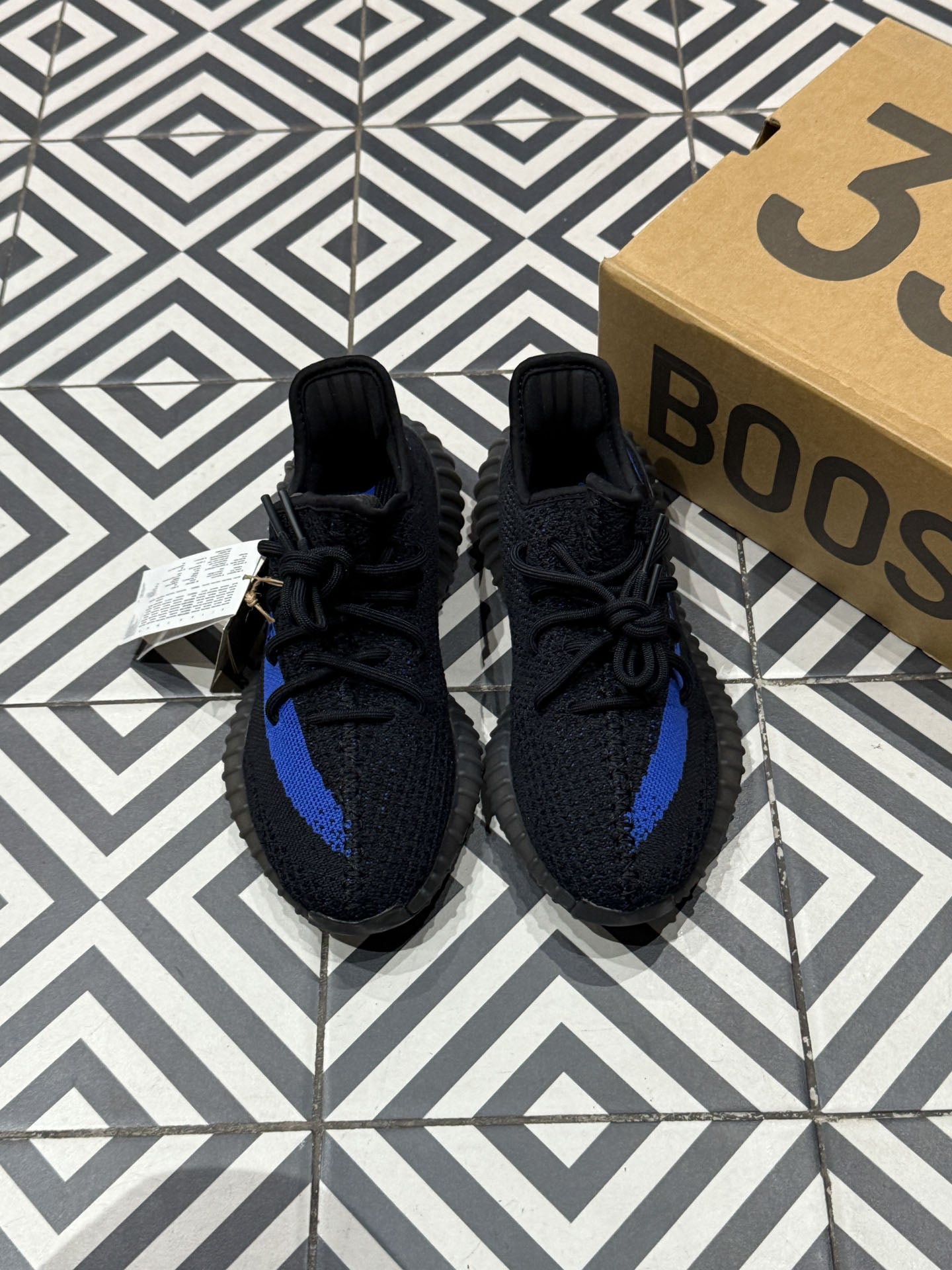 Yeezy 350 V2 DAZ Blue (Taille 38,5)