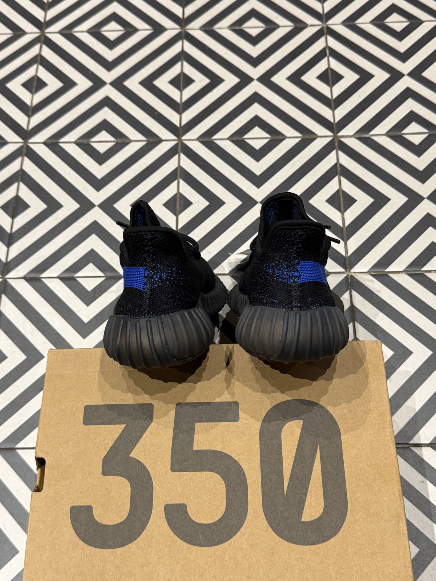 Yeezy 350 V2 DAZ Blue (Taille 38,5)