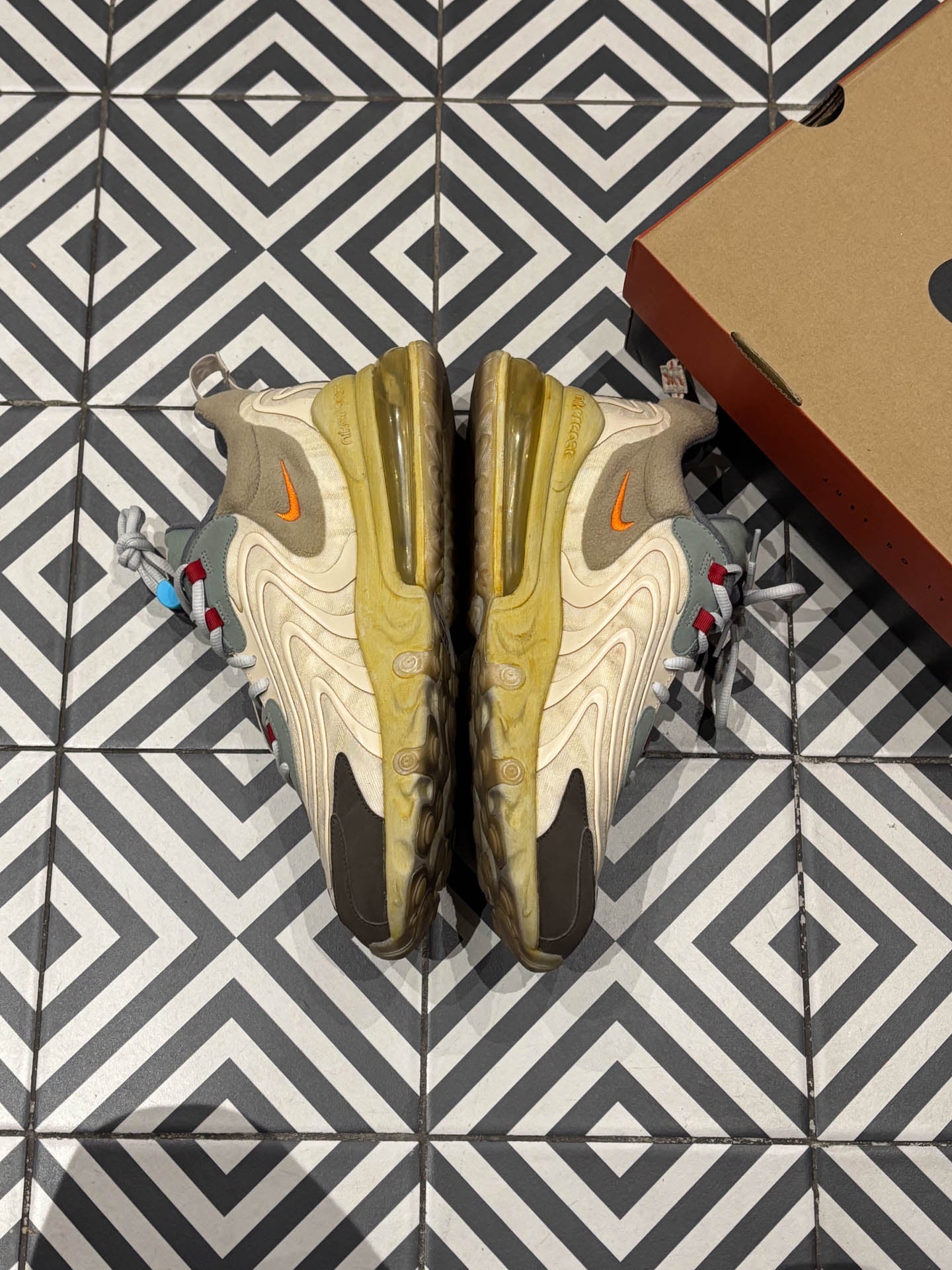 Air Max 270 Travis Scott Taille 46 SwaveKiqs