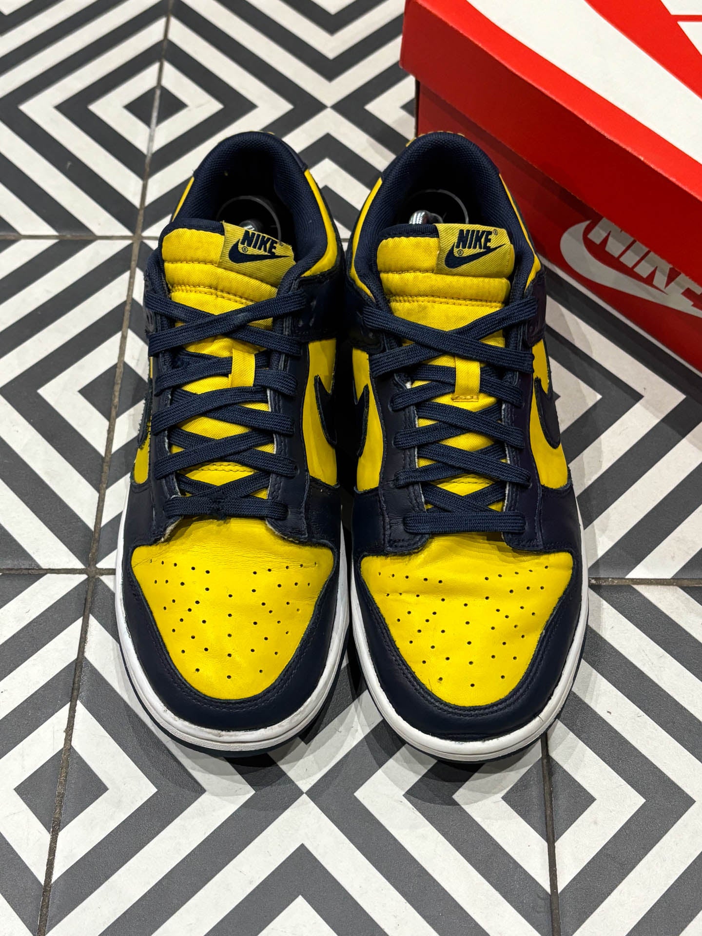 Dunk Low Michigan (Taille 42,5)