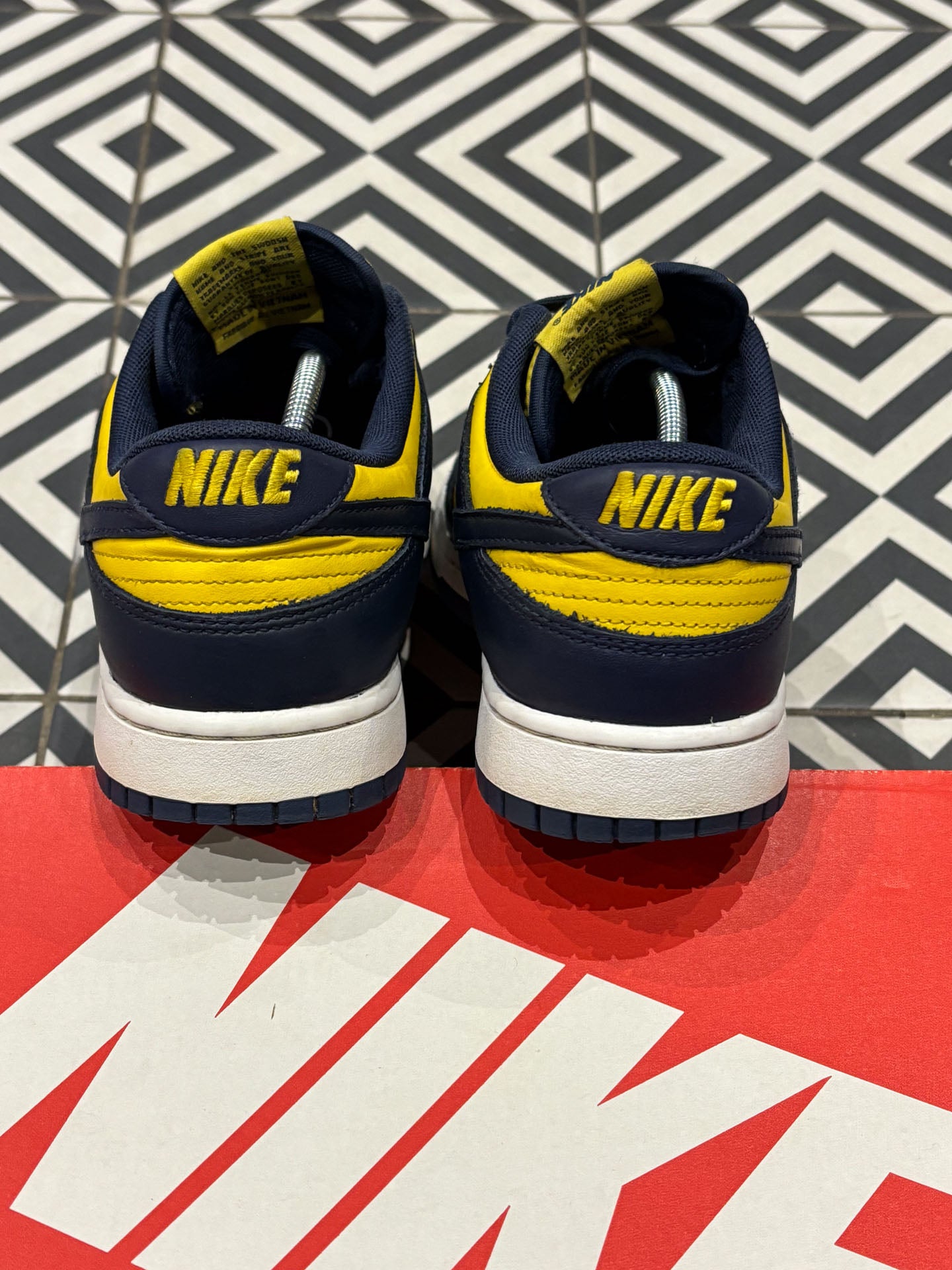 Dunk Low Michigan (Taille 42,5)