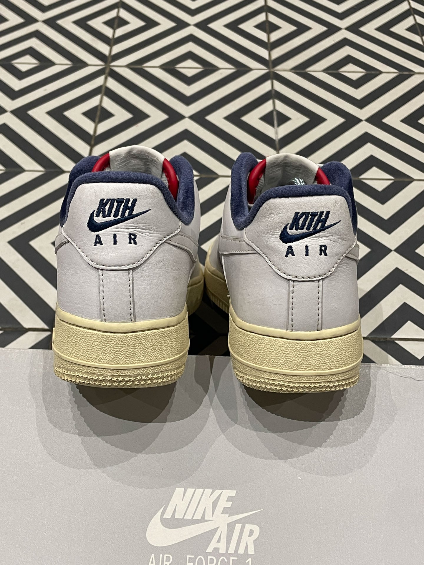 Air Force 1 Kith (Taille 40,5)