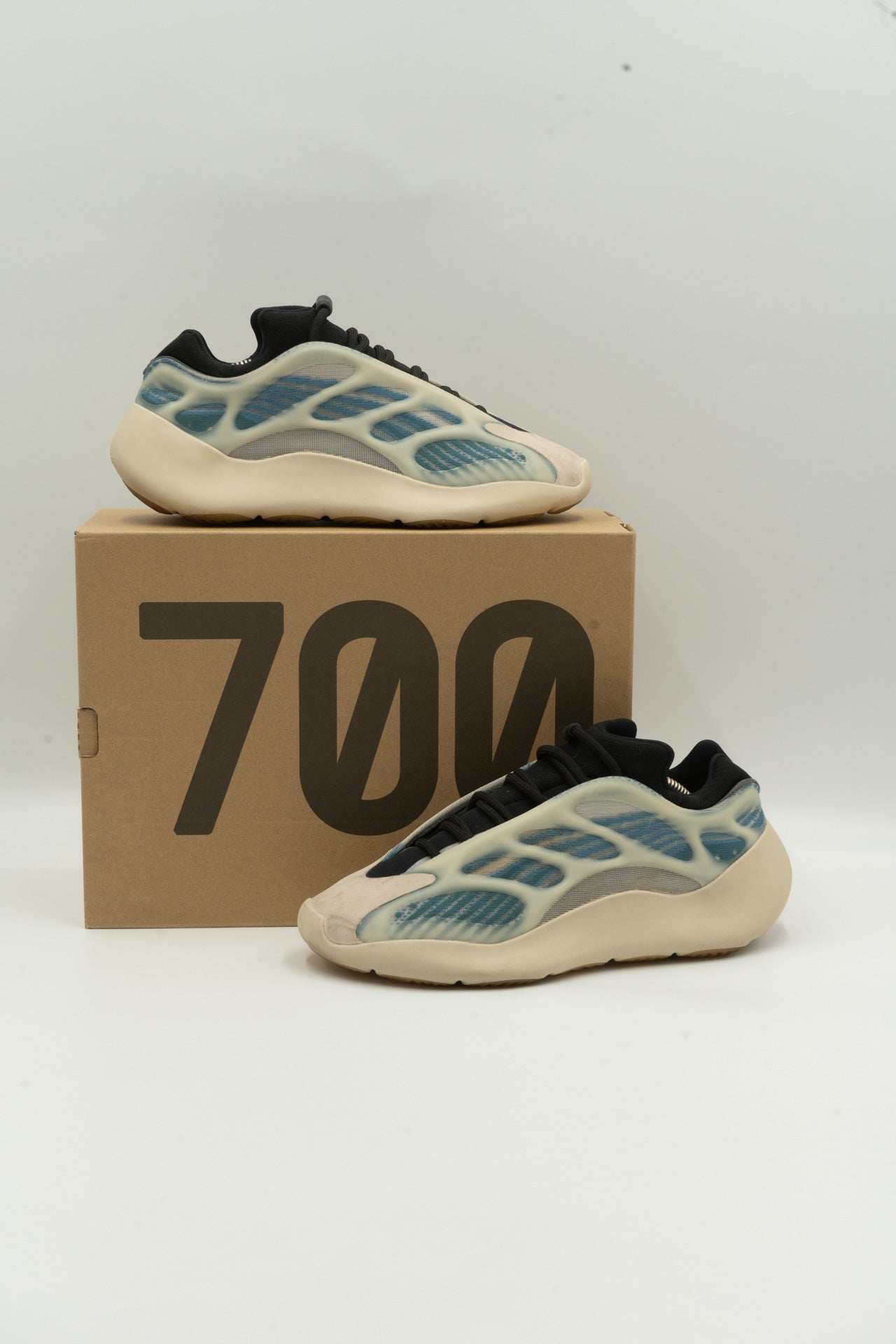 yeezy 700 v3 kyanite