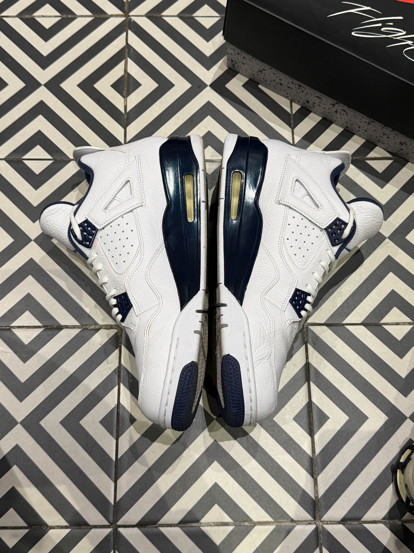 Jordan 4 Columbia (Taille 46)