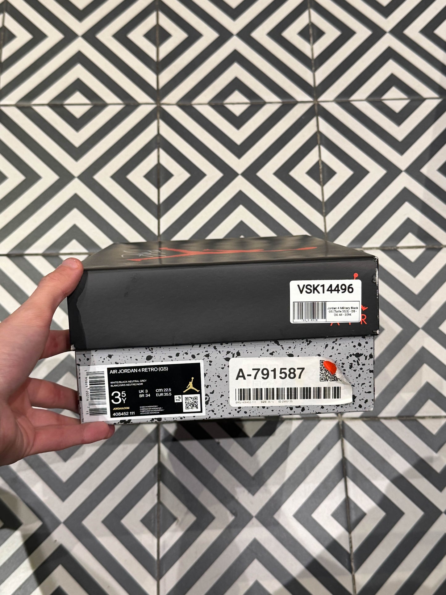 Jordan 4 Military Black GS (Taille 35,5)