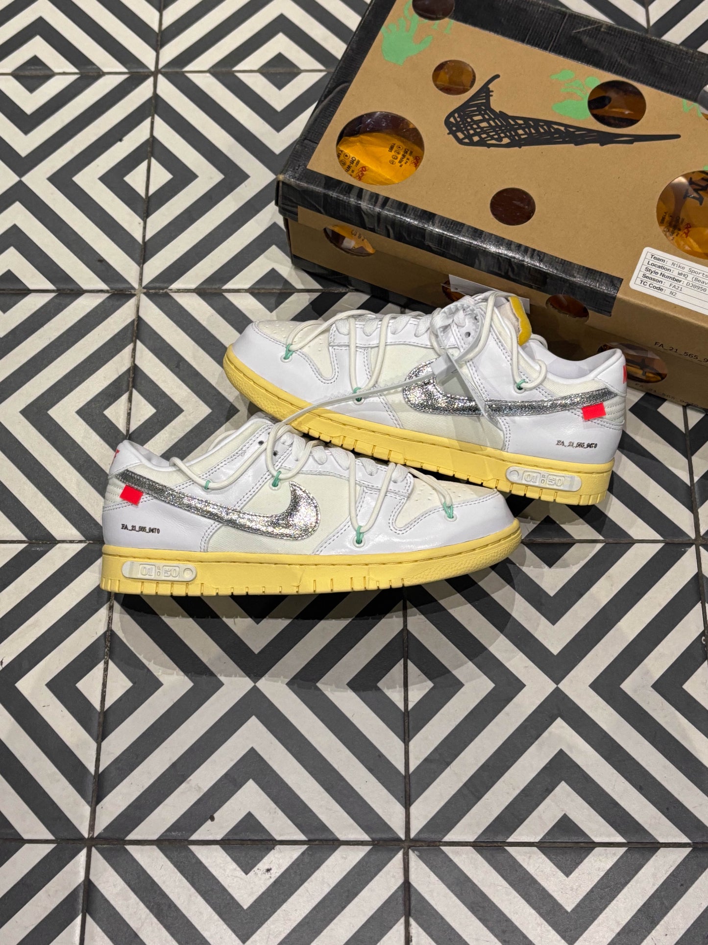 Dunk Low Off-White Lot 01/50 (Taille 40,5)