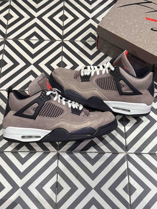 Jordan 4 Taupe Haze (Taille 47,5)