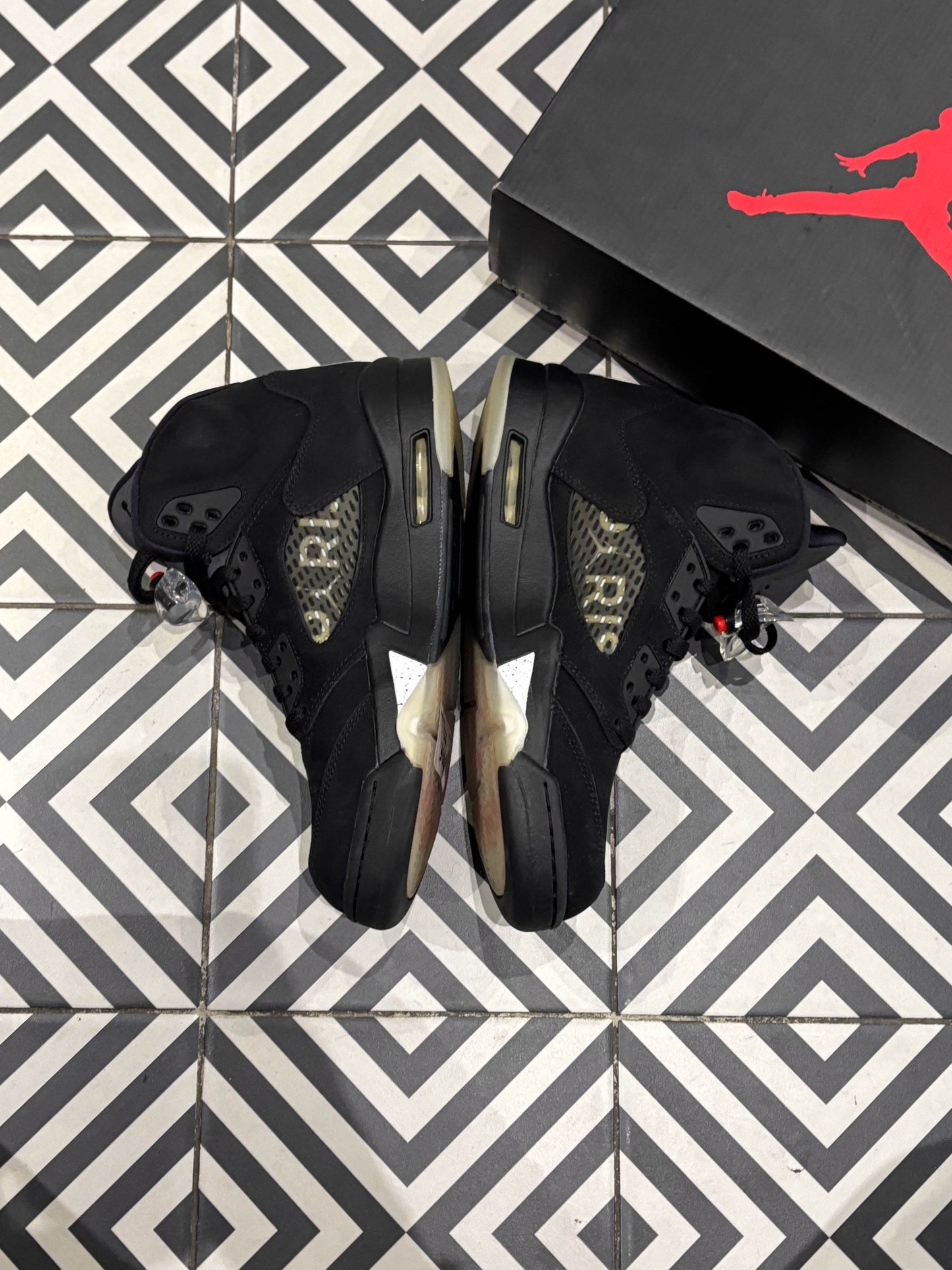 Jordan 5 PSG Black (Taille 41)