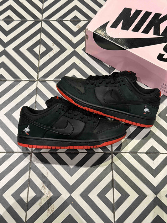 Dunk Sb Black Pigeon (Taille 38)