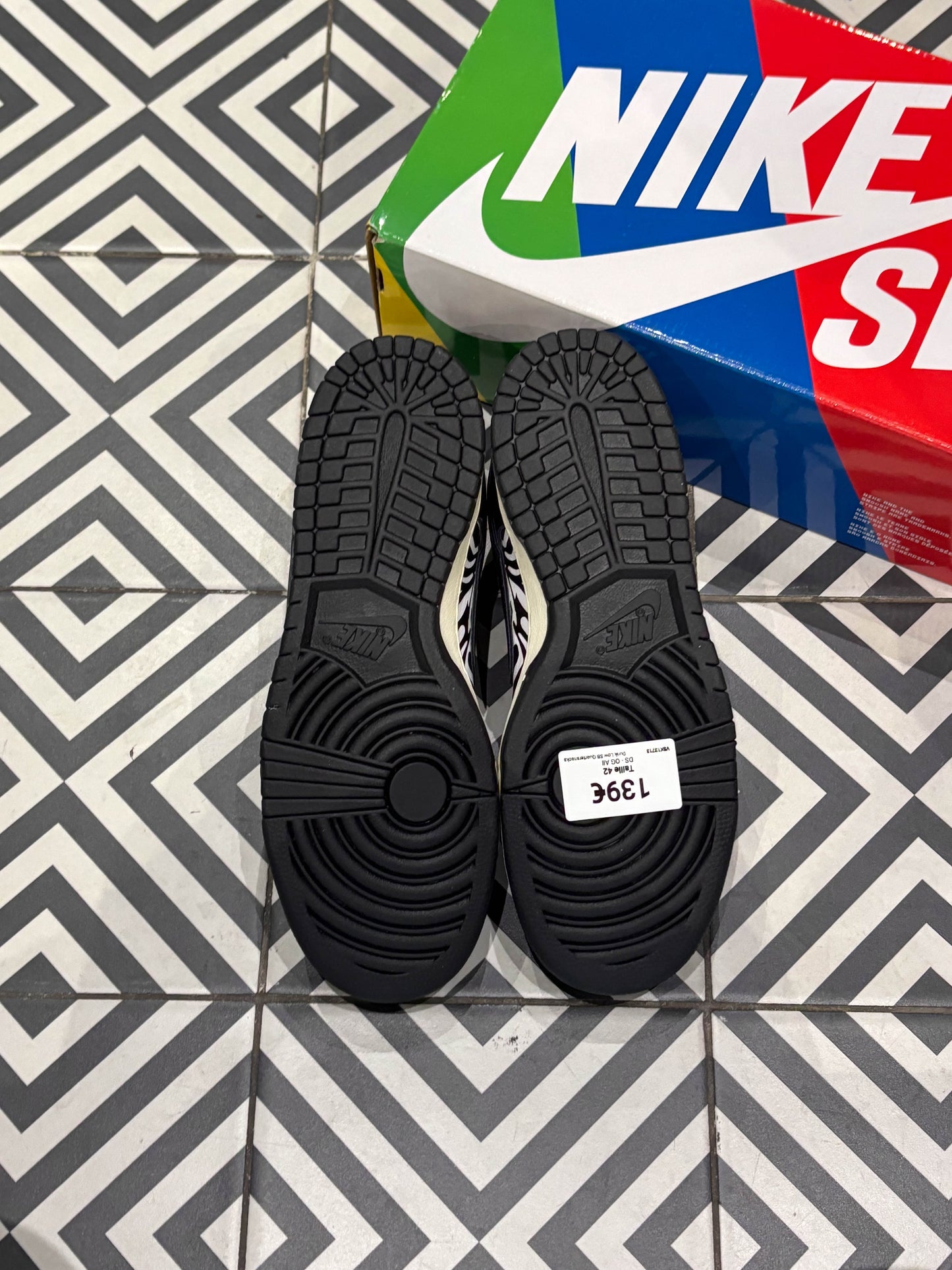 Dunk Low SB Quartersnacks (Taille 42)