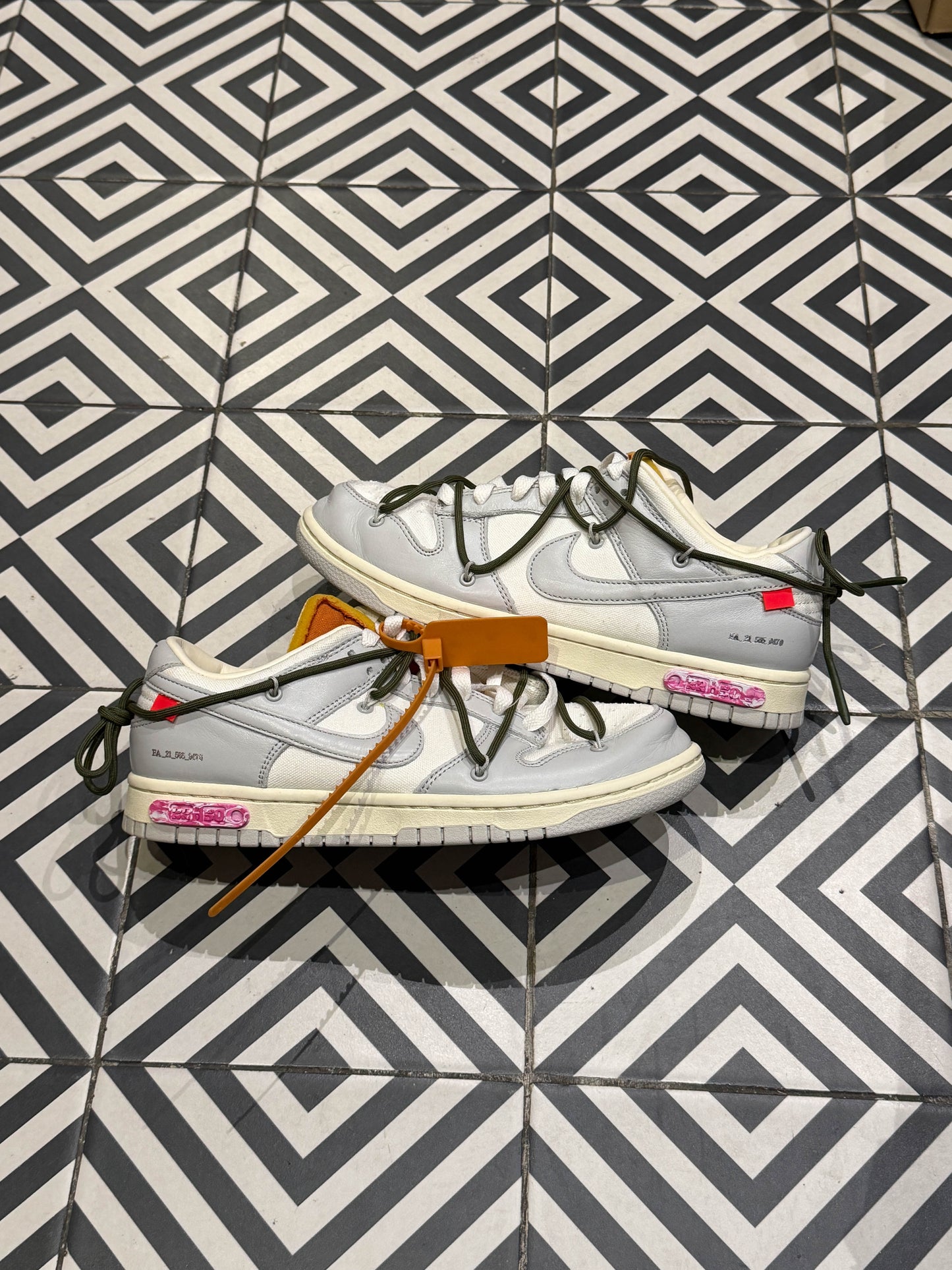 Dunk Low Off-White Lot 22/50 (Taille 41)