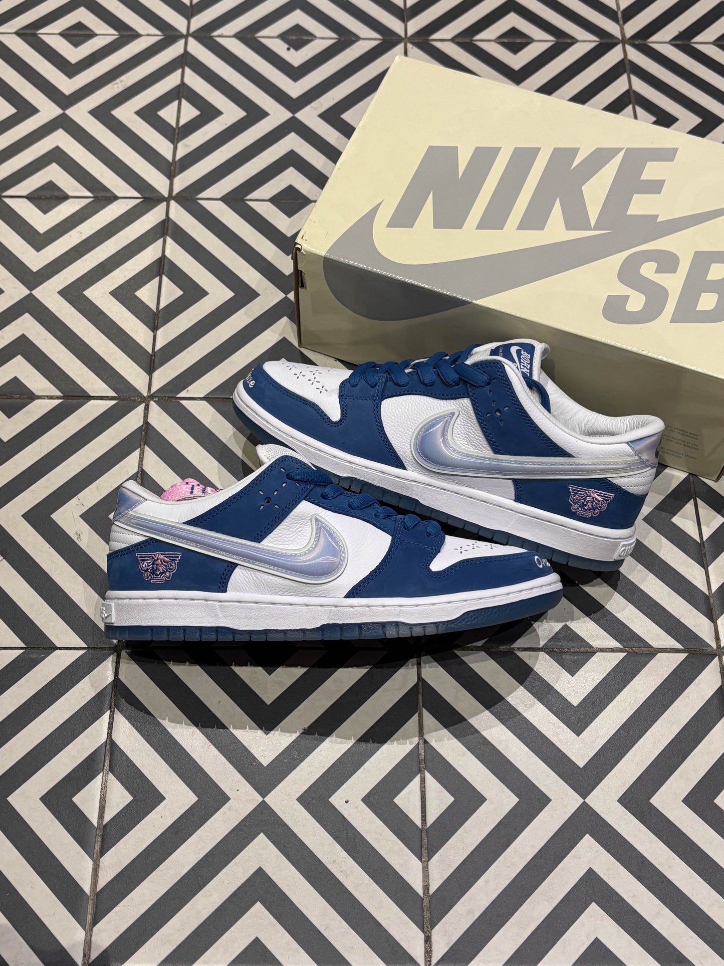 Dunk SB Born X Raised (Taille 42,5)