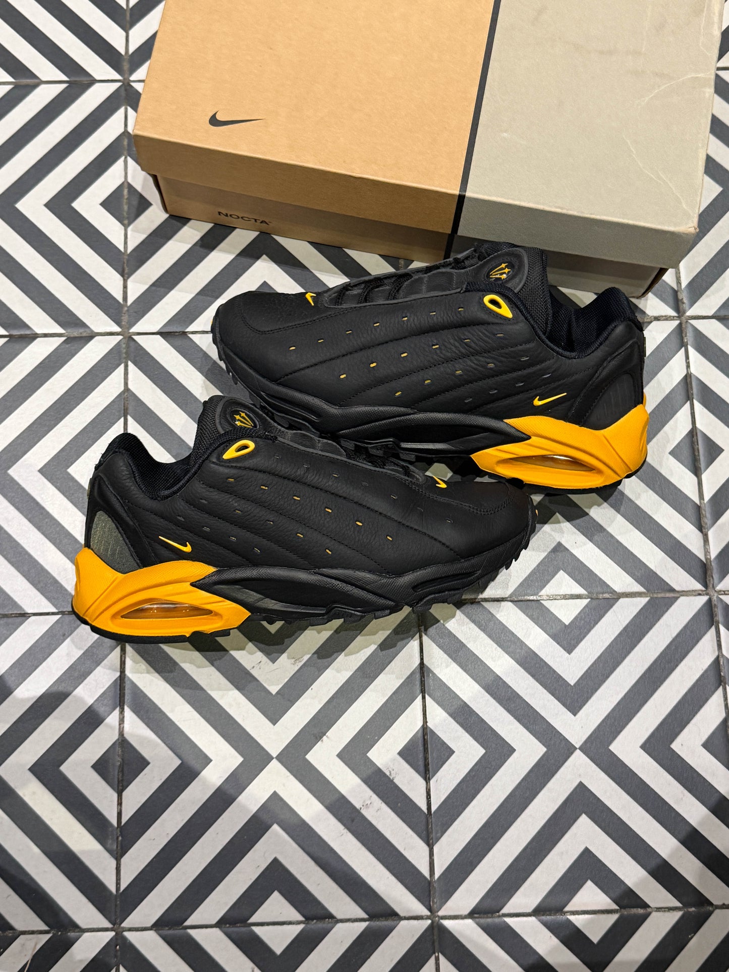 Nocta Terra University Gold (Taille 42,5)