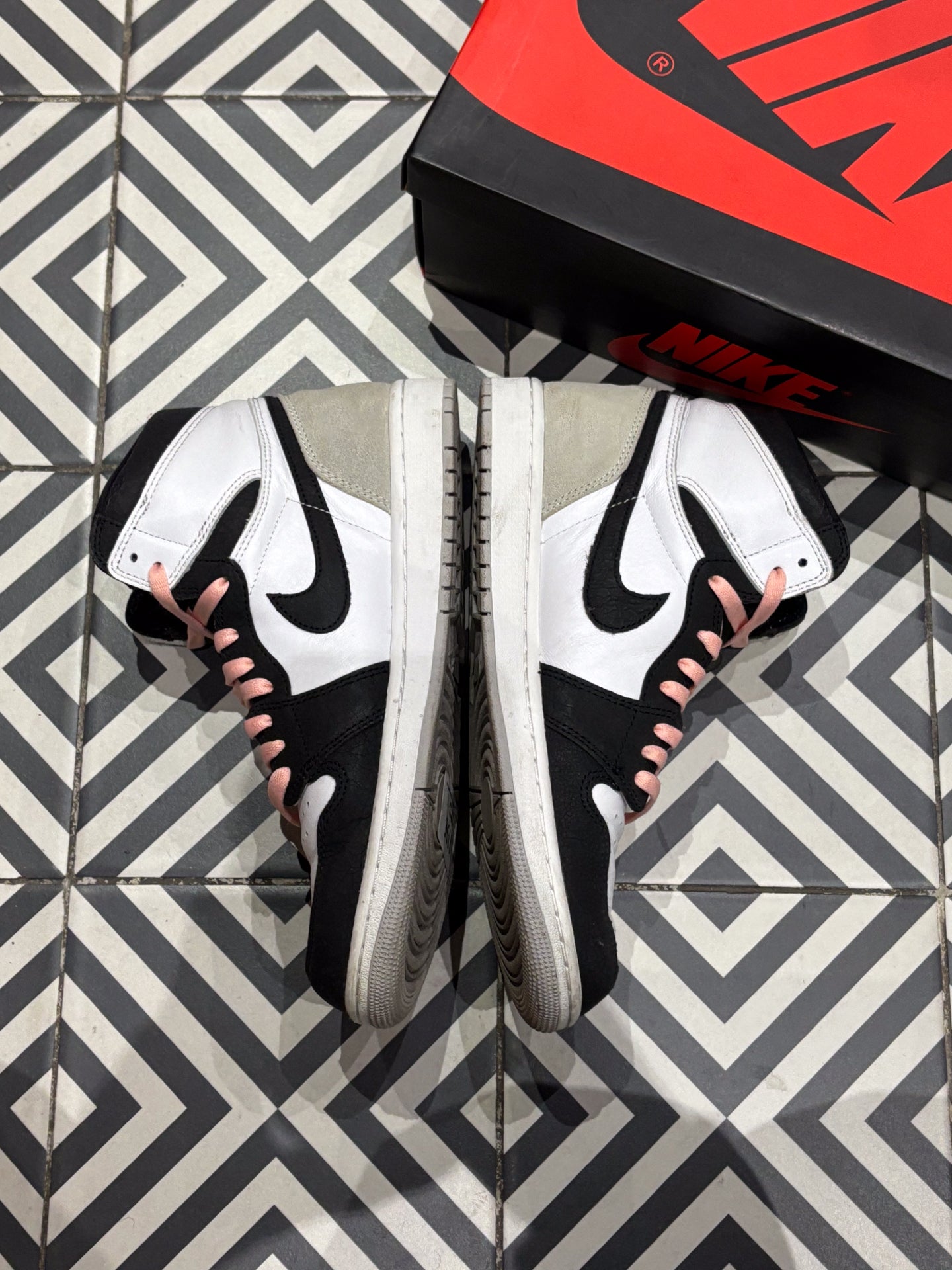 Jordan 1 High Bleached Coral (Taille 44)
