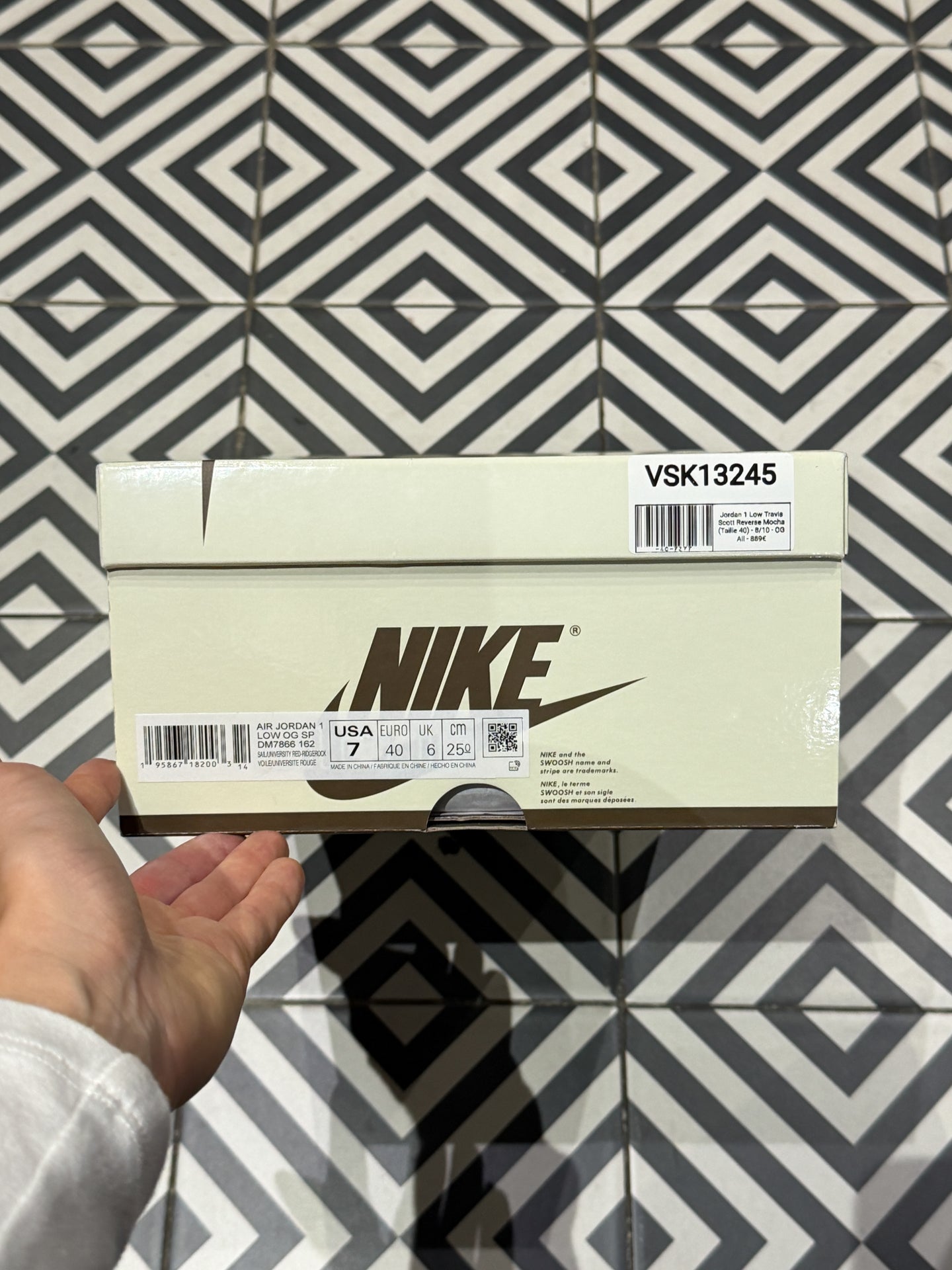 Jordan 1 Low Travis Scott Reverse Mocha (Taille 40)
