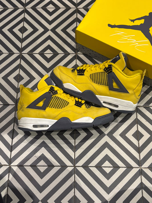 JORDAN 4 Lightning (Taille 44)