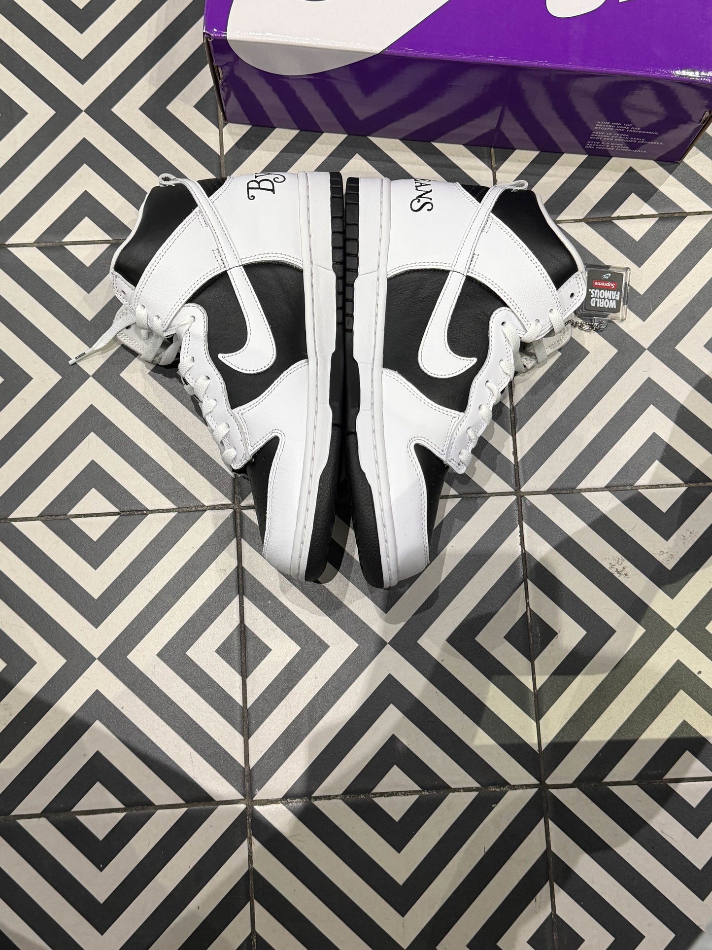 Dunk High Supreme By Any Means (Taille 42)