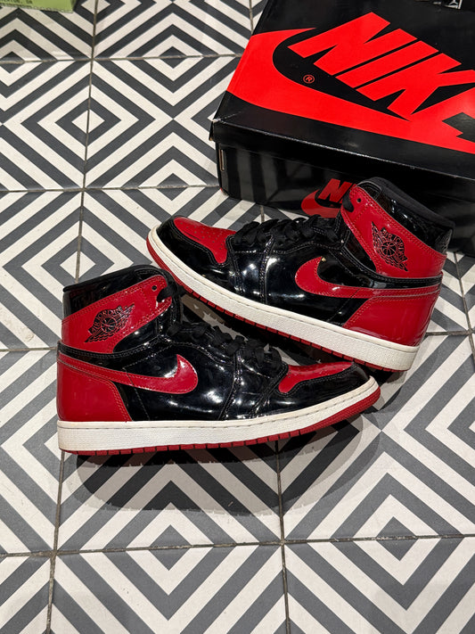 Jordan 1 High Patent Bred (Taille 43)
