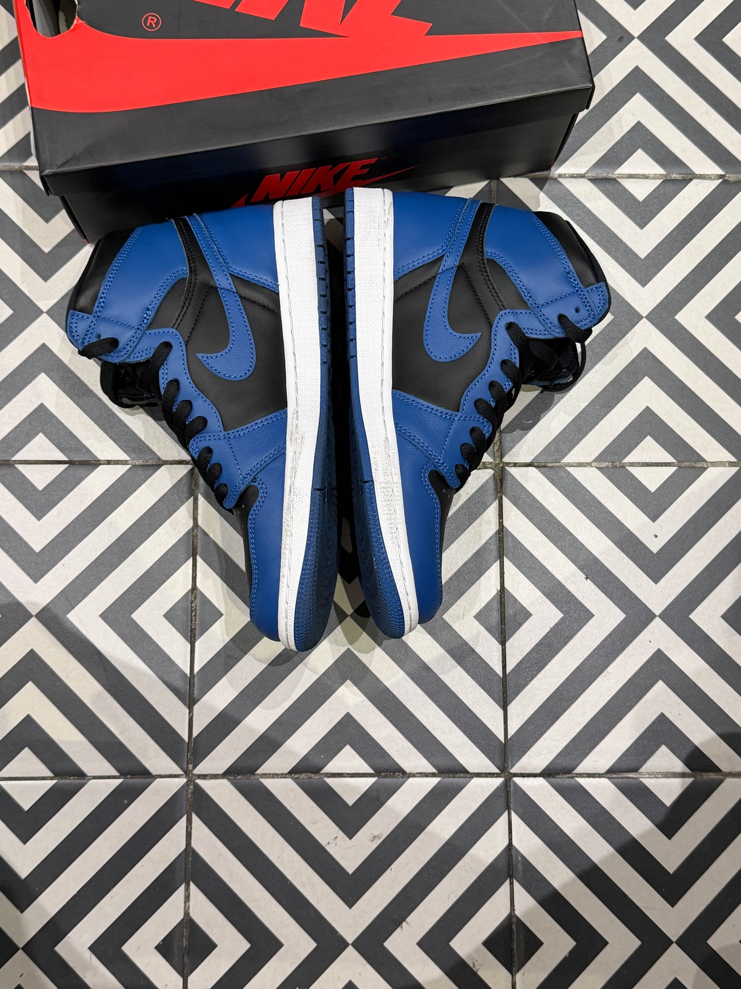 jordan 1 High Marina Blue (Taille 42,5)