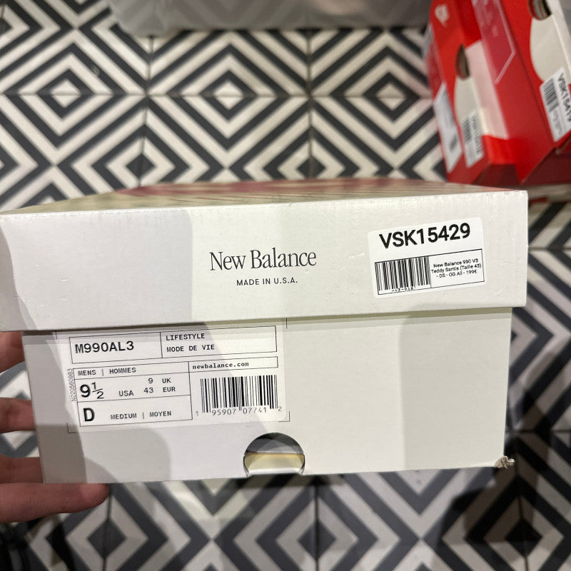 New Balance 990 V3 Teddy Santis (Taille 43)