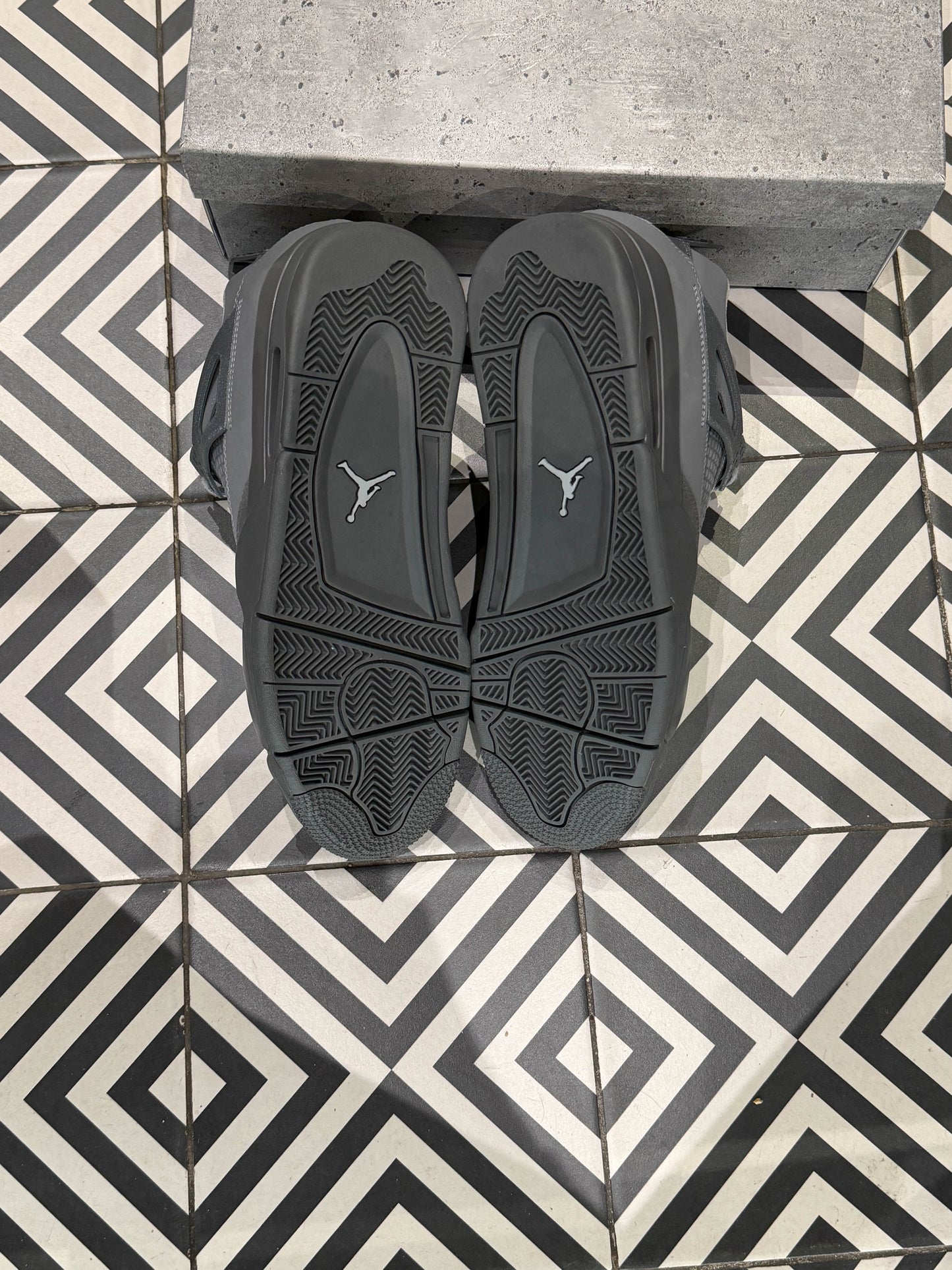 Jordan 4 Wet Cement (Taille 44,5)