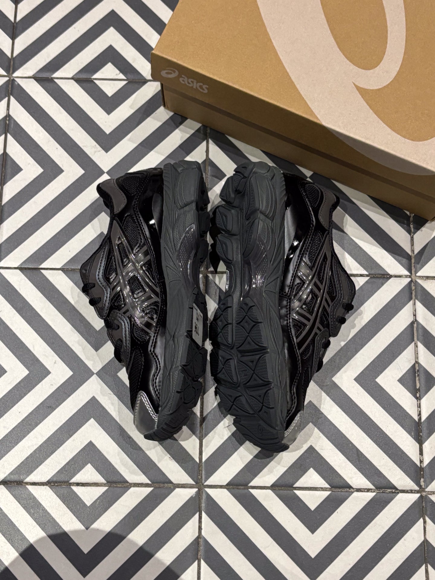 Asics Gel NYC Black (37)