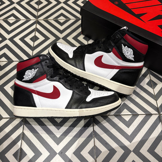 Jordan 1 High Gym Red (Taille 44)