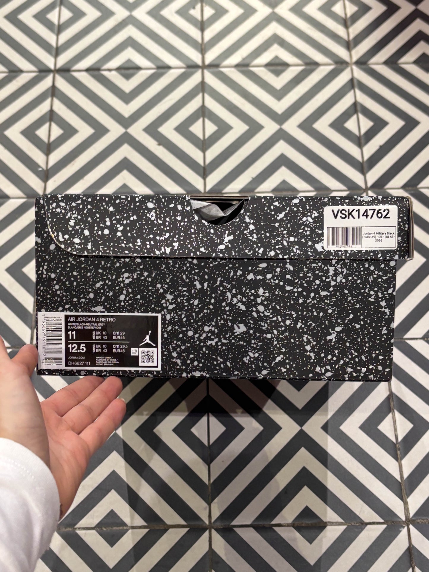 Jordan 4 Military Black (Taille 45)