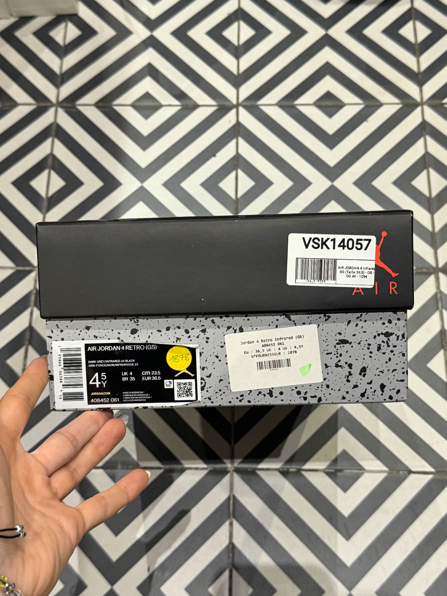 AIR JORDAN 4 Infrared GS (Taille 36,5)