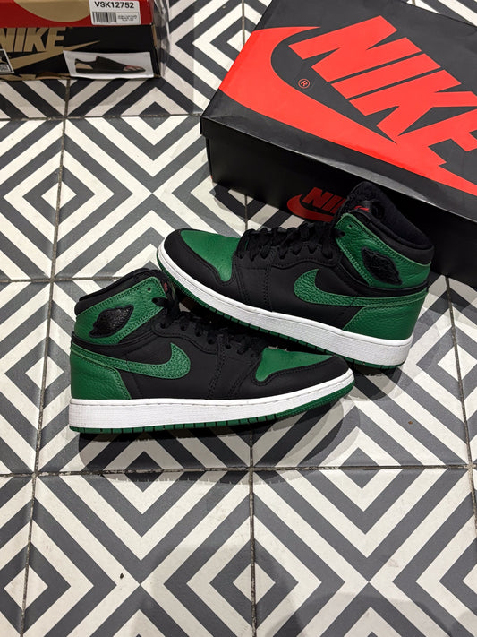 Jordan 1 High Pine green (Taille 38)