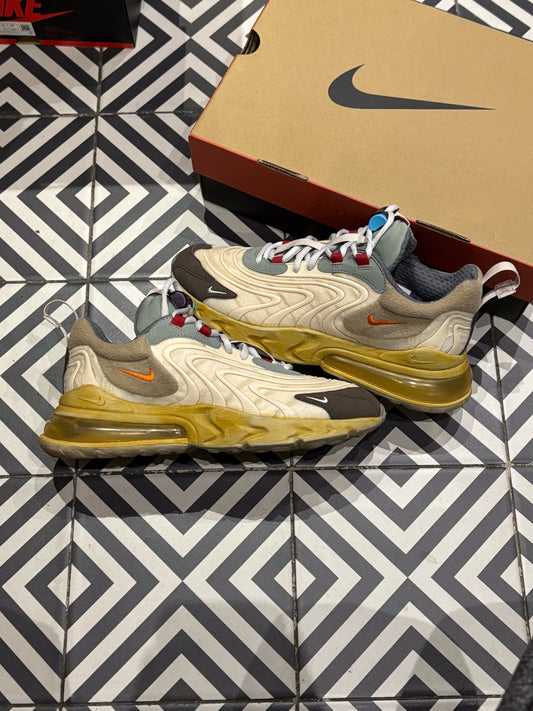 Air Max 270 react Travis Scott (Taille 42,5)