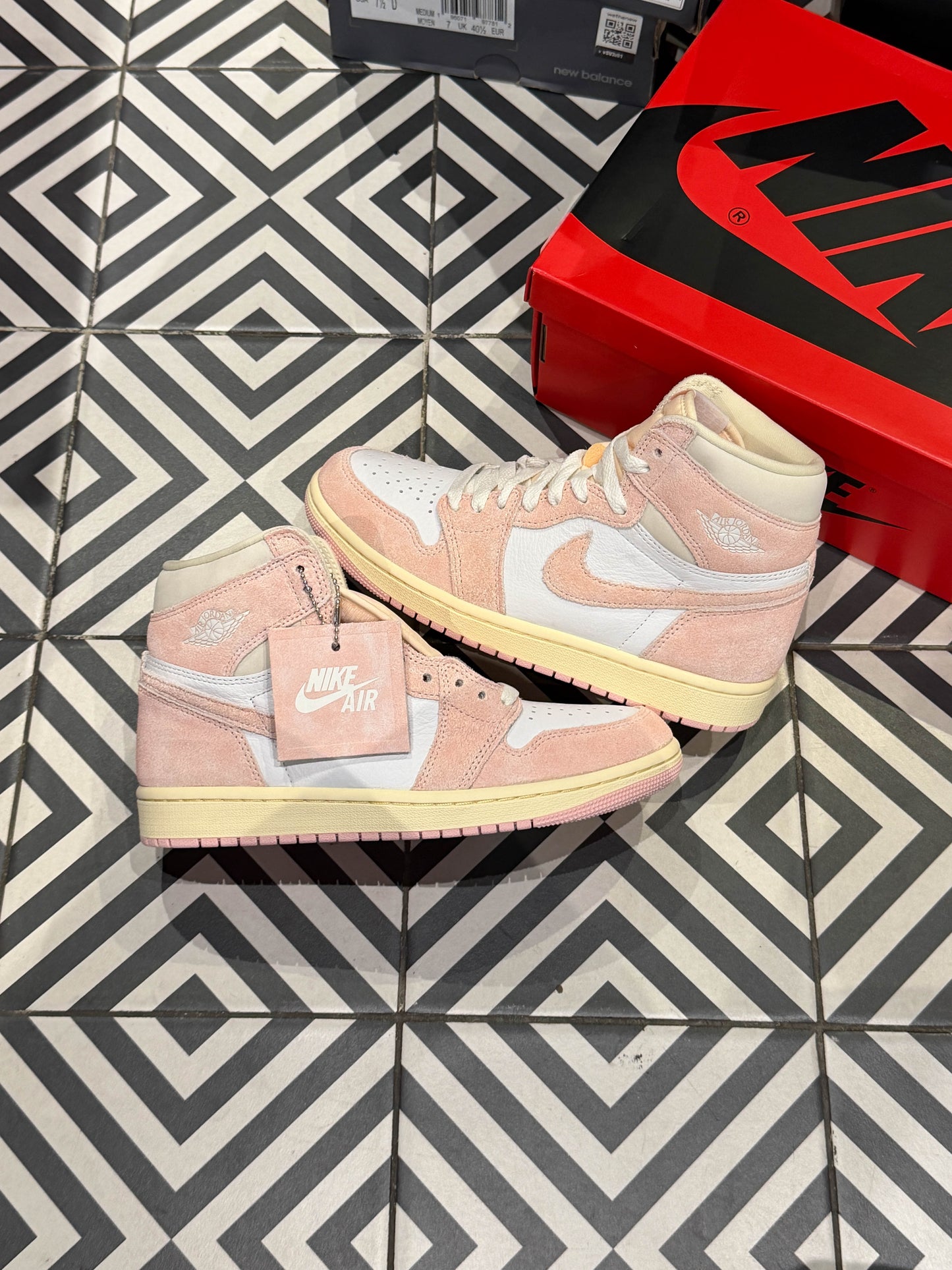 Jordan 1 High Washed Pink (Taille 36,5)